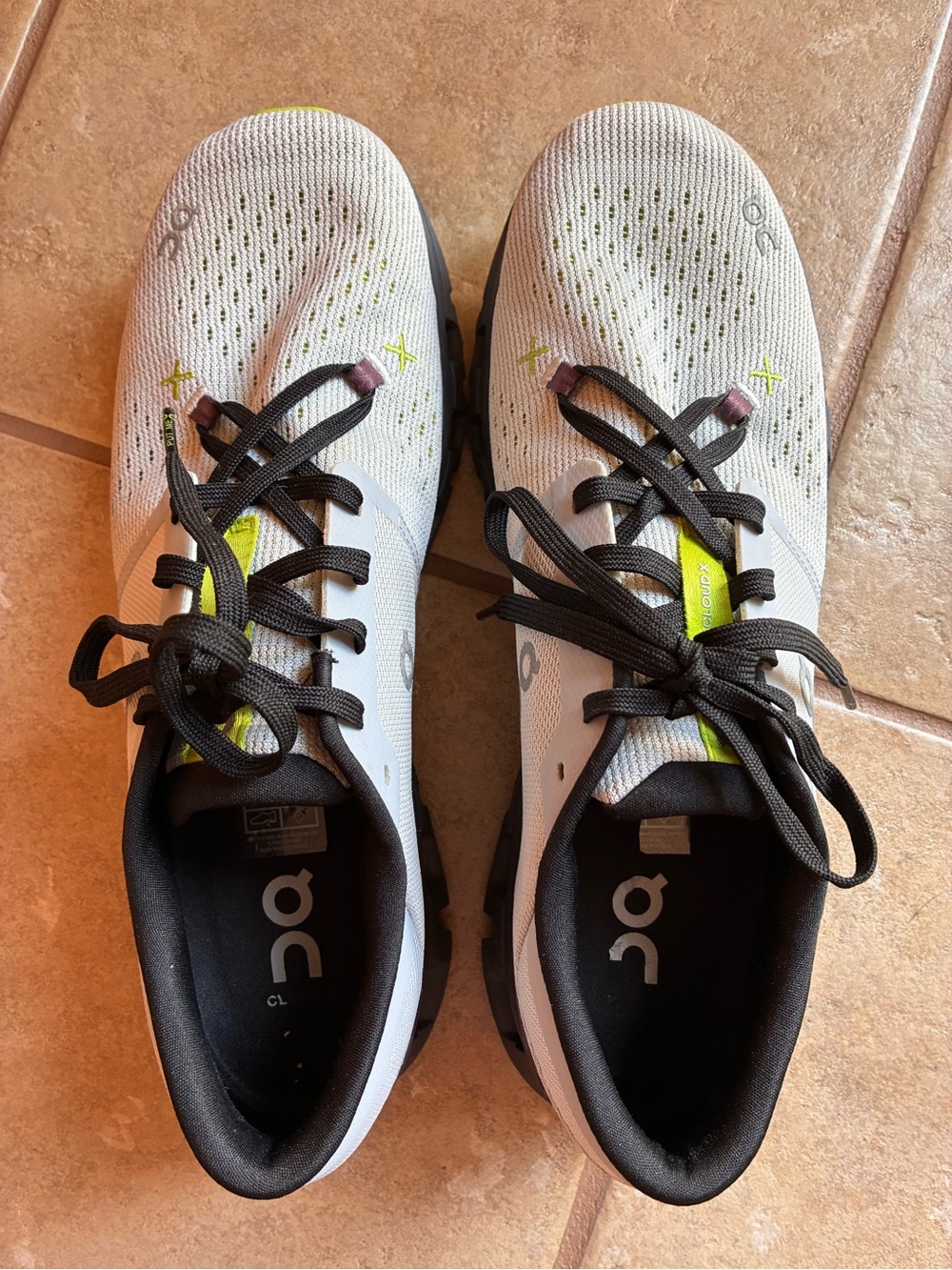 On Cloud Men’s X 4 Running Shoes, Size 10
